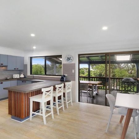 Bush Beach Hideaway Pet Friendly , Wifi Accom Holidays Villa MacMasters Beach Exterior photo